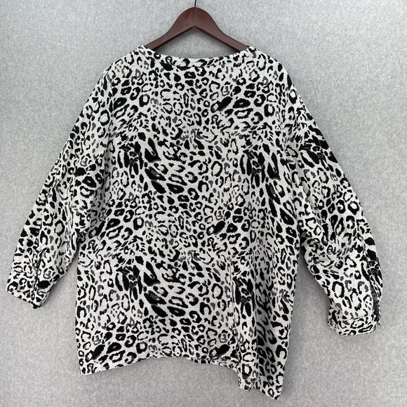 JM Collection 100% Linen Blouse Womens Size 18W Animal Print Tab Sleeves Pocket - Picture 2 of 7
